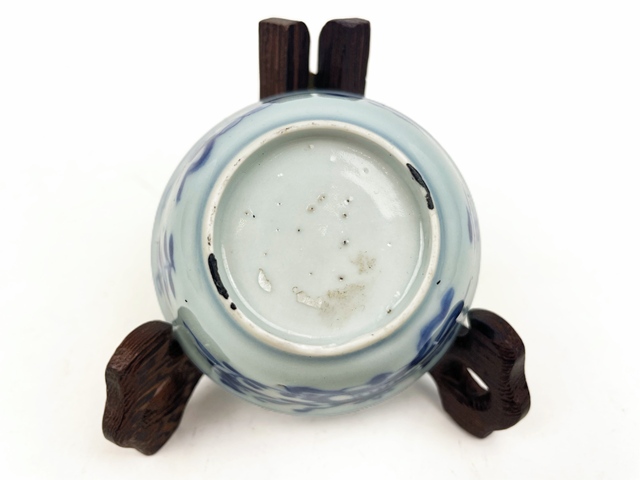 古玩陶瓷清康熙·青花八寶杯拍賣，當前價格0元