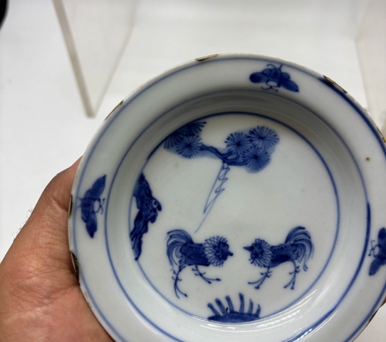 古玩陶瓷青花斗雞圖盤真品鑒賞圖