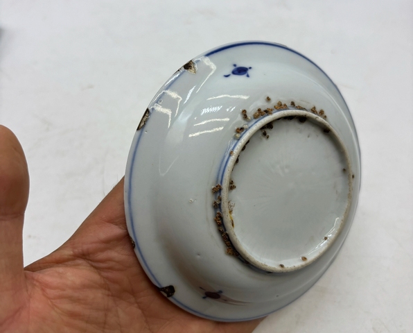 古玩陶瓷青花斗雞圖盤真品鑒賞圖