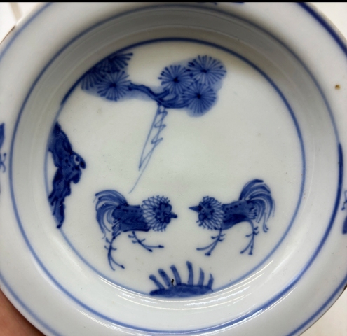 古玩陶瓷青花斗雞圖盤真品鑒賞圖