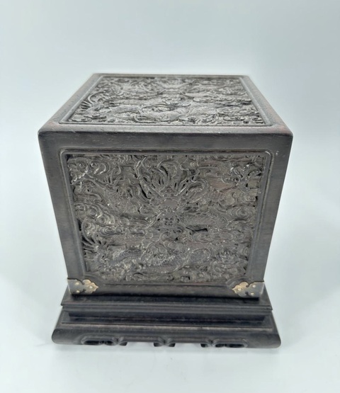 古玩雜項龍紋木箱真品鑒賞圖