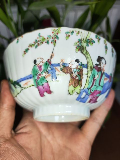 古玩陶瓷仕女嬰戲紋小碗真品鑒賞圖