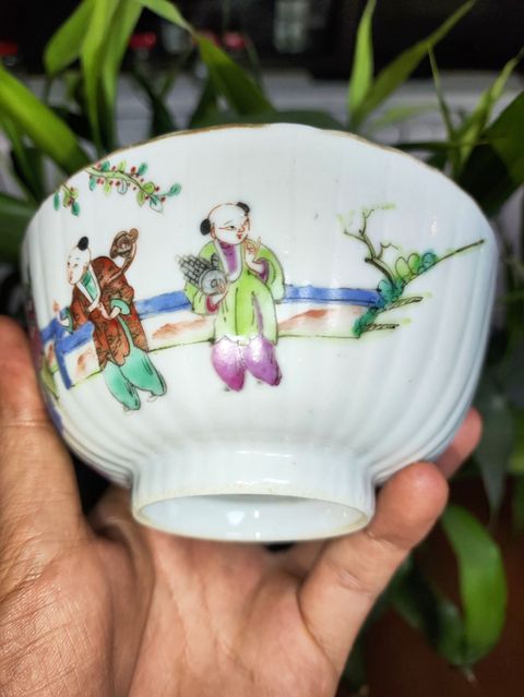 古玩陶瓷仕女嬰戲紋小碗真品鑒賞圖