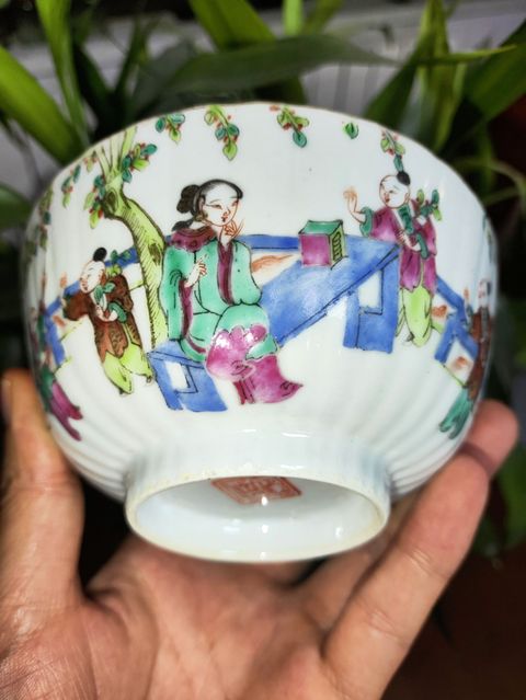 古玩陶瓷仕女嬰戲紋小碗真品鑒賞圖