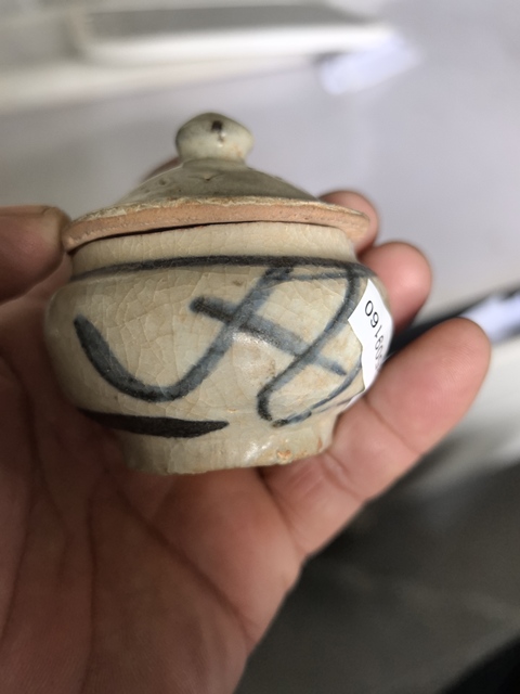 古玩陶瓷青花蓋罐真品鑒賞圖