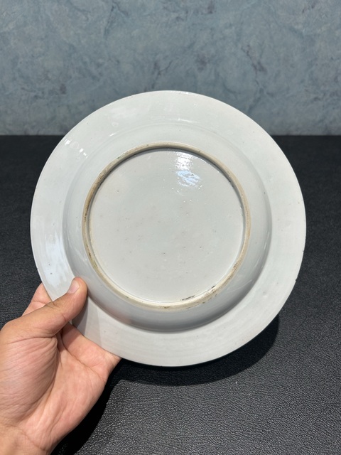 古玩陶瓷粉彩花卉盤真品鑒賞圖