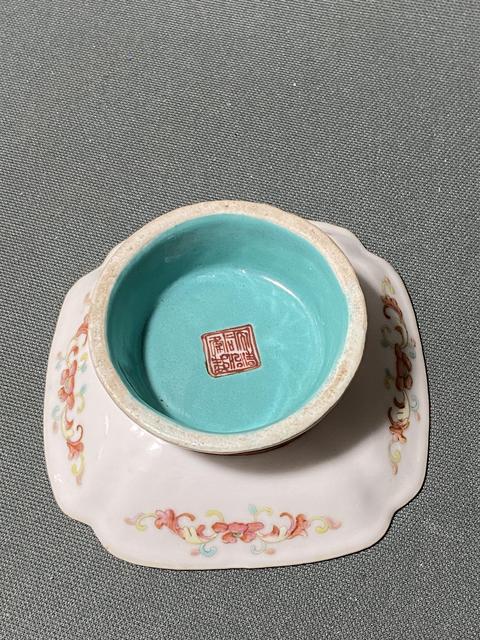 古玩陶瓷同治細路粉彩供盤拍賣,當前價格2000元