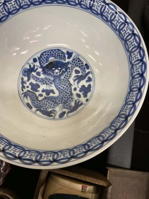 古玩陶瓷清代雍正八蠻進寶紋碗真品鑒賞圖