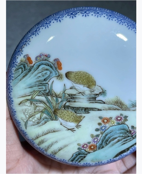 古玩陶瓷安居樂業粉彩印泥盒真品鑒賞圖
