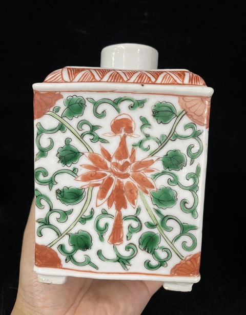 古玩陶瓷五彩花卉紋四方茶葉罐拍賣，當前價格1488元