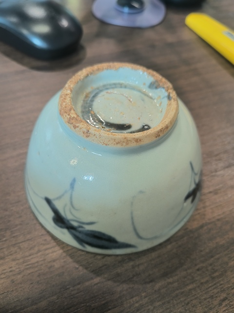 古玩陶瓷青花花卉紋茶碗真品鑒賞圖