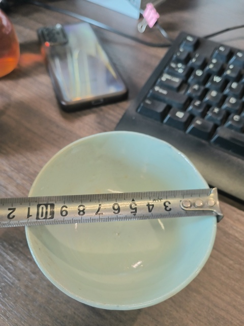 古玩陶瓷青花花卉紋茶碗真品鑒賞圖