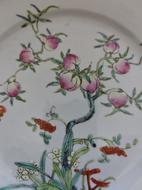 古玩陶瓷粉彩福壽紋盤真品鑒賞圖