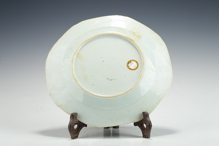 古玩陶瓷清中·青花粉彩山水圖八方盤真品鑒賞圖