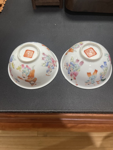 古玩陶瓷嬰戲紋粉彩茶圓真品鑒賞圖