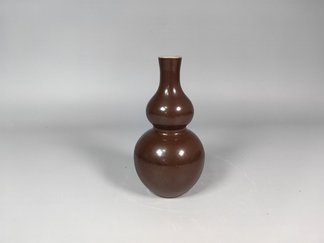 古玩陶瓷清中紫金釉葫蘆瓶真品鑒賞圖