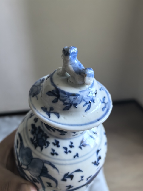 古玩陶瓷青花花鳥紋雞腿瓶拍賣，當(dāng)前價(jià)格999元