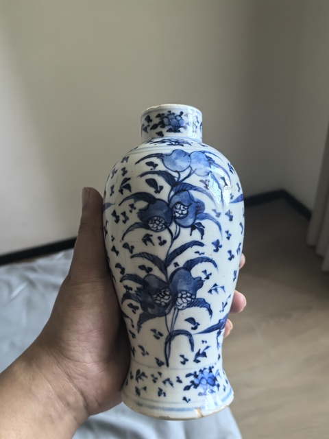 古玩陶瓷青花花鳥紋雞腿瓶拍賣，當(dāng)前價(jià)格999元