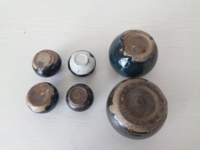 古玩陶瓷雞心罐真品鑒賞圖