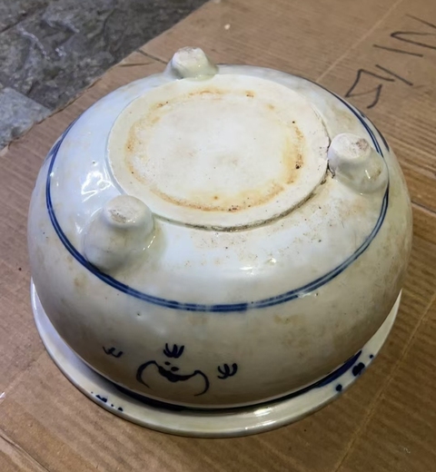 古玩陶瓷德化窯山水紋青花香爐真品鑒賞圖