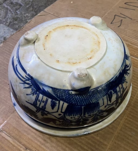 古玩陶瓷德化窯山水紋青花香爐真品鑒賞圖