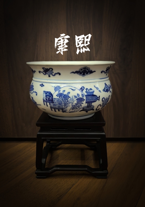 古玩陶瓷【國慶放漏】康熙青花博古紋羅漢爐拍賣，當前價格15888元