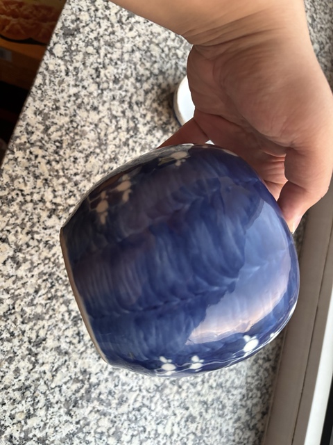 古玩陶瓷青花留白冰梅紋罐真品鑒賞圖