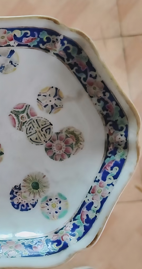 古玩陶瓷皮球花粉彩貢盤真品鑒賞圖