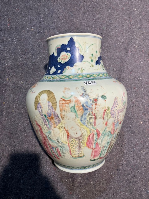 古玩陶瓷青花粉彩罐真品鑒賞圖