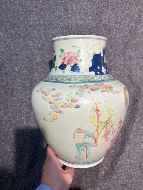 古玩陶瓷青花粉彩罐真品鑒賞圖