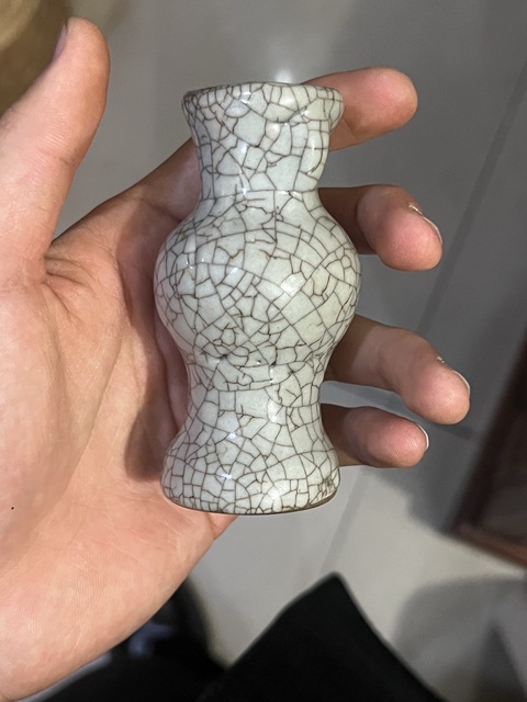 古玩陶瓷哥釉瓶真品鑒賞圖