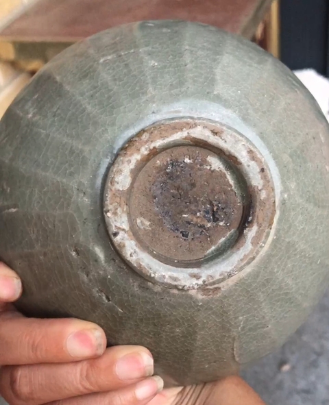 古玩陶瓷龍泉窯青釉碗拍賣，當前價格2880元
