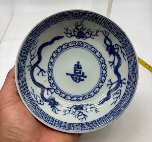 古玩陶瓷青花雙龍戲珠紋臥盤［日本瓷）真品鑒賞圖