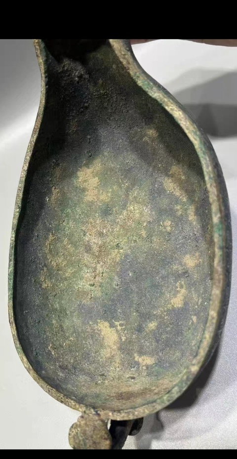 古玩銅器蟠虺紋青銅匜真品鑒賞圖