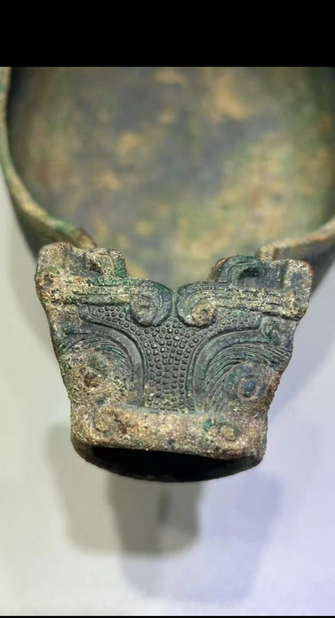 古玩銅器蟠虺紋青銅匜真品鑒賞圖