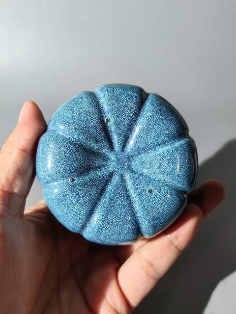 古玩陶瓷爐鈞釉螭龍水盂真品鑒賞圖