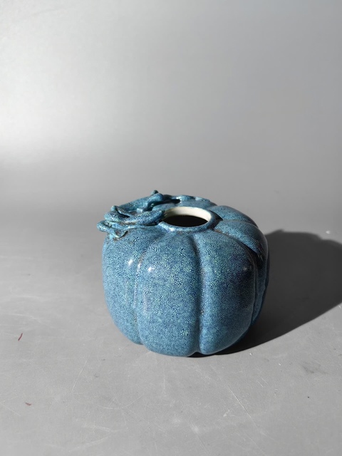 古玩陶瓷爐鈞釉螭龍水盂真品鑒賞圖