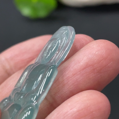 古玩玉器天然翡翠觀音題材掛件真品鑒賞圖