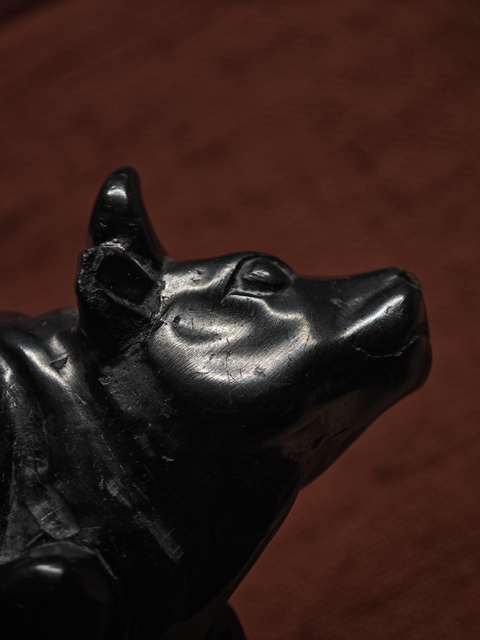 古玩雜項石牛鎮(zhèn)紙真品鑒賞圖