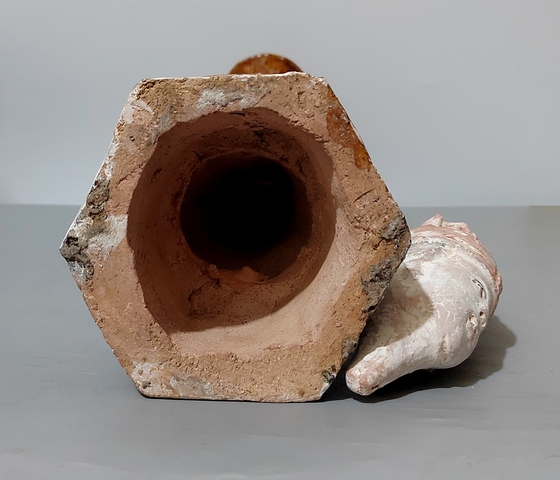 古玩陶瓷明三彩仕女俑真品鑒賞圖