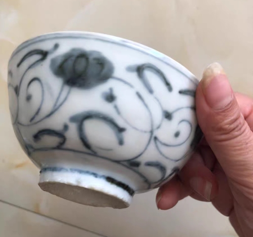 古玩陶瓷明 青花纏枝花卉碗拍賣，當前價格1600元