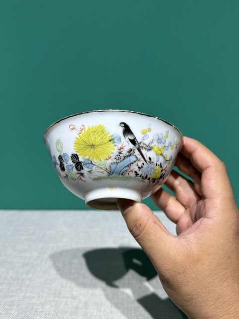 古玩陶瓷民國粉彩花鳥紋碗國慶放漏真品鑒賞圖