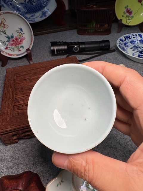 古玩陶瓷晚清青花白菜紋杯真品鑒賞圖