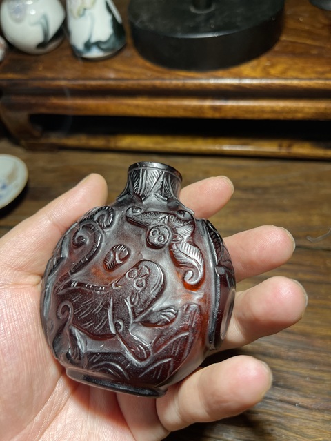 古玩雜項(xiàng)龍紋鼻煙壺真品鑒賞圖