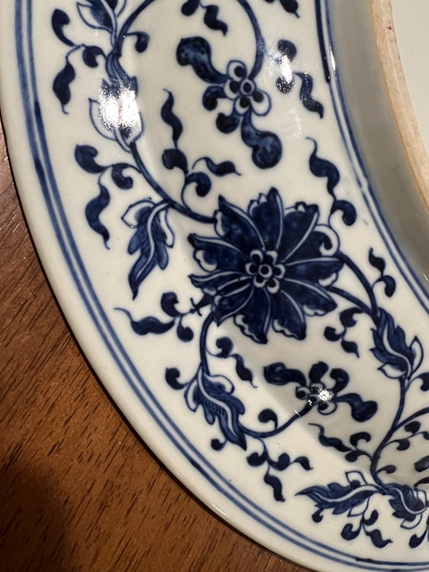 古玩陶瓷青花盤真品鑒賞圖