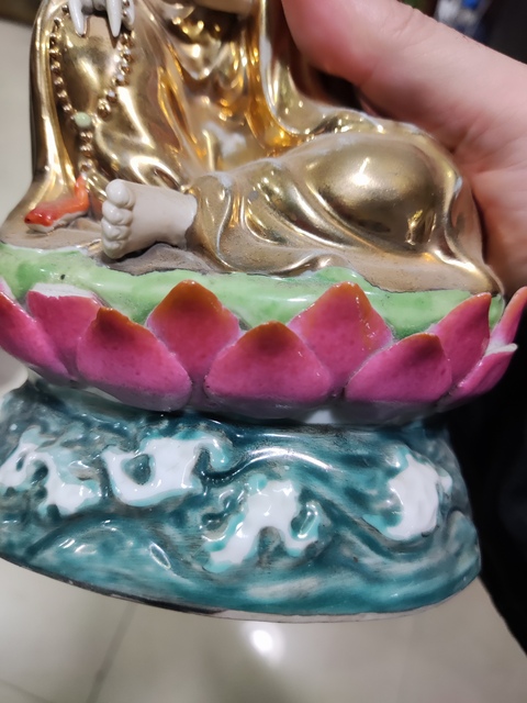 古玩陶瓷解放初期景德鎮(zhèn) 觀音塑像拍賣，當(dāng)前價(jià)格1元