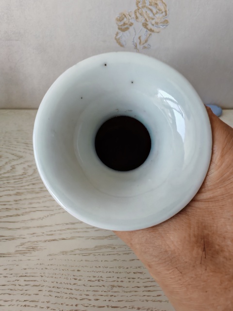古玩陶瓷粉彩天女散花撇口瓶真品鑒賞圖