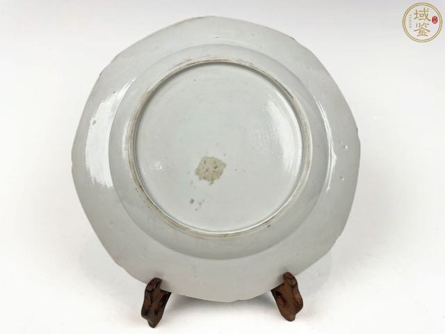 古玩陶瓷乾隆青花盤真品鑒賞圖