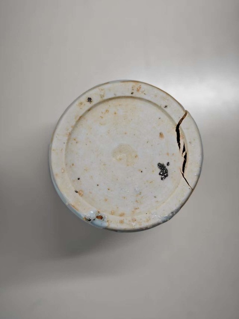 古玩陶瓷青花花卉紋盤口瓶真品鑒賞圖