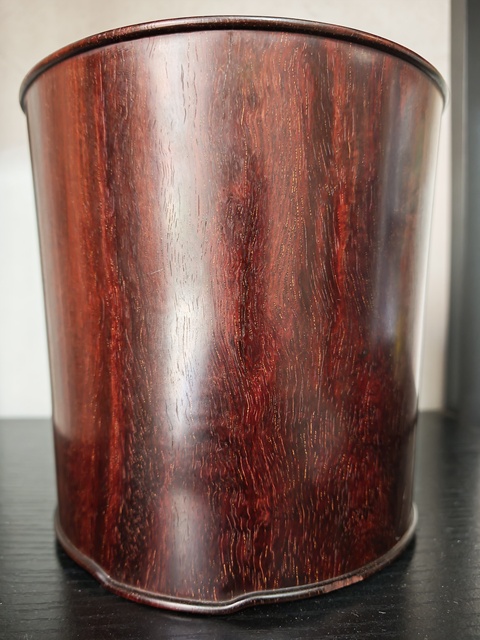 古玩雜項紫檀木雕刻筆筒真品鑒賞圖